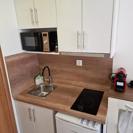 Closer Premium 1 Salonic